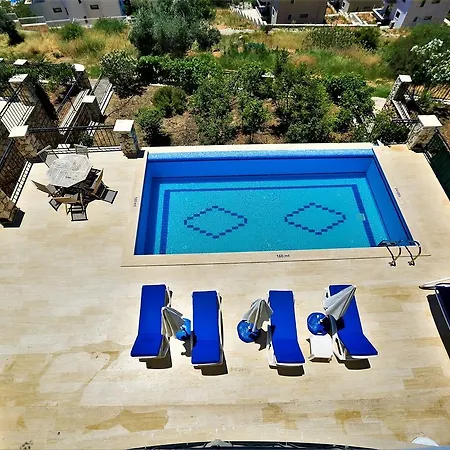 Baynur Villa *