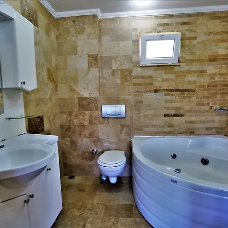 Baynur Villa